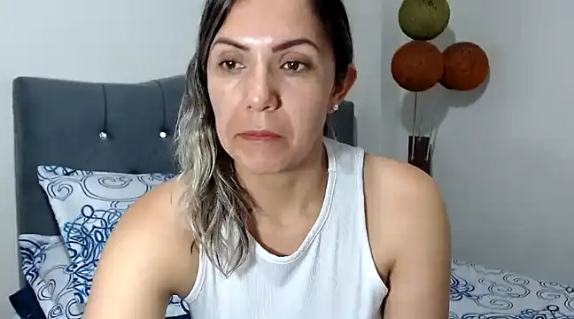 Chantal hott online show from March 8, 1:39 am