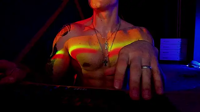 Snapshot of RODARRI chatting on January 31, 9:05 pm RODARRI online show from January 31, 9:05 pm