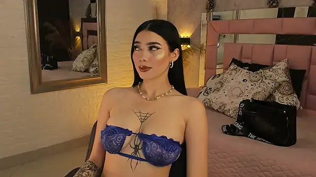 Snapshot of catalina__23 chatting on December 21, 7:27 pm catalina 23 online show from December 21, 7:27 pm