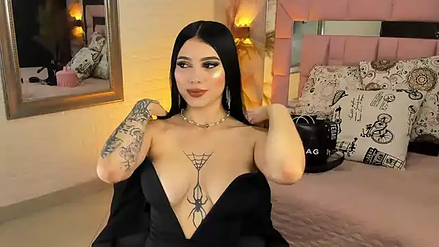Snapshot of catalina__23 chatting on January 24, 7:39 pm catalina 23 online show from January 24, 7:39 pm