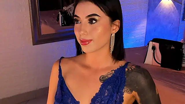 Snapshot of catalina__23 chatting on January 29, 10:53 pm catalina 23 online show from January 29, 10:53 pm