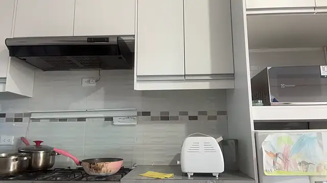 ChocolateCakeQueen online show from September 11, 10:32 pm