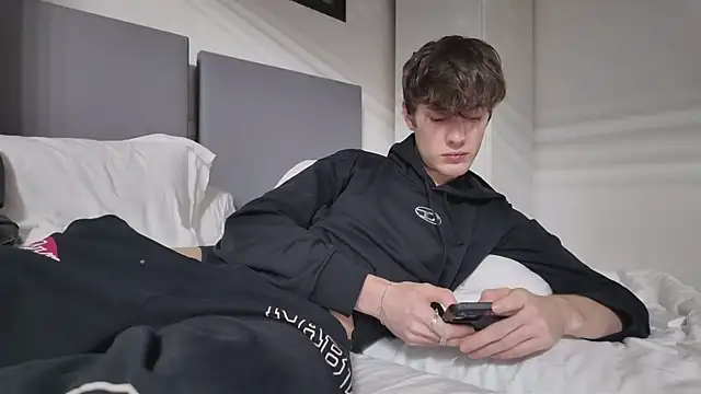 twinkyjd  online show from November 5, 10:32 pm