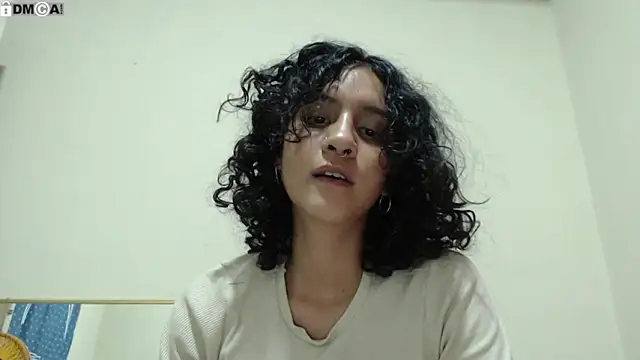 AlinaWoolf  online show from March 26, 6:08 am