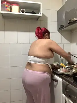 Sammy owens  online show from April 21, 5:06 pm