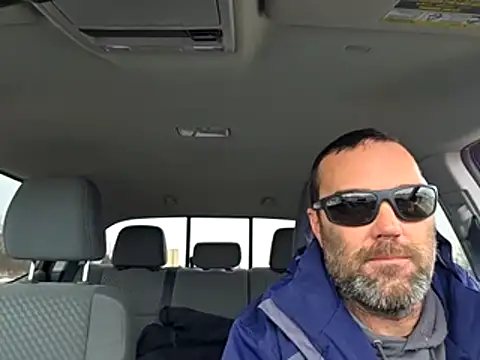 Snapshot of bakeyesmokems chatting on December 3, 6:28 pm bakeyesmokems online show from December 3, 6:28 pm