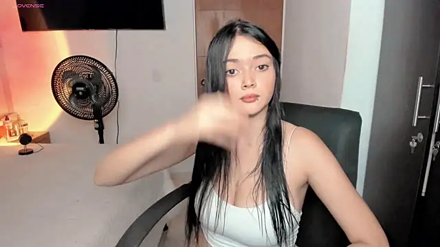 Sarah angell online show from December 5, 10:56 pm