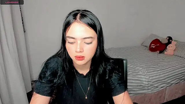 Sarah angell online show from December 22, 4:38 pm