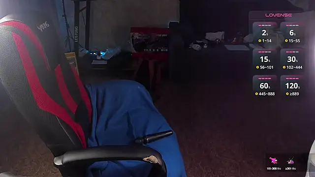 Snapshot of CutieMaevee chatting on December 22, 10:06 am CutieMaevee online show from December 22, 10:06 am