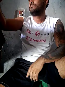 hecwil8 online show from March 9, 2:10 pm