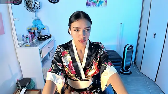 Michelle se online show from September 11, 6:19 pm