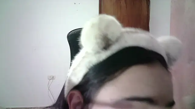 Snapshot of aineangeel chatting on September 13, 1:38 am aineangeel online show from September 13, 1:38 am