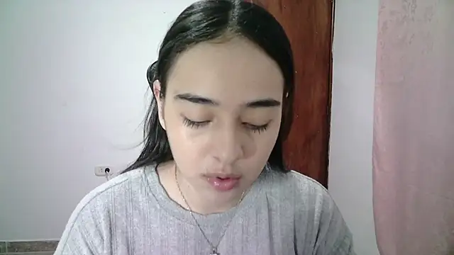 Snapshot of aineangeel chatting on October 5, 1:15 am aineangeel online show from October 5, 1:15 am