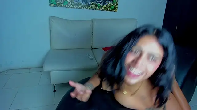 sweethot    online show from January 30, 2:06 am