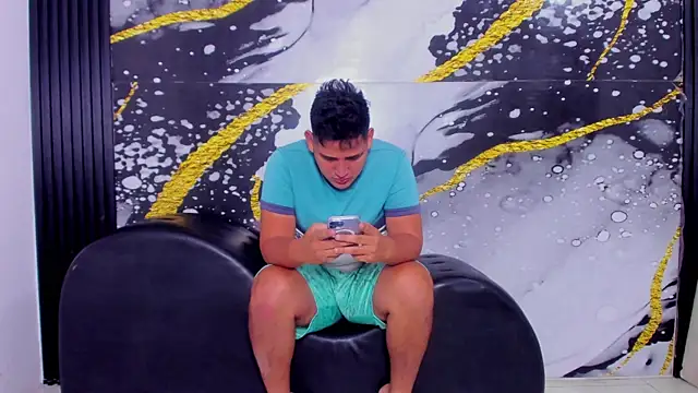 sweethot    online show from September 19, 2:18 pm