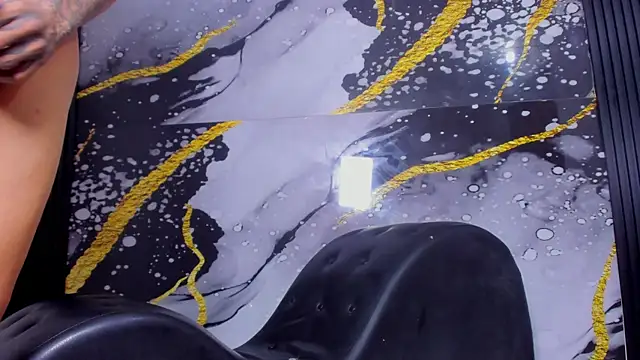 sweethot    online show from October 6, 2:36 pm