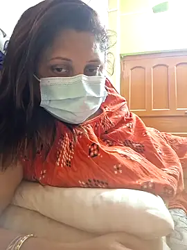 Snapshot of kunjan789 chatting on December 4, 8:29 pm kunjan789 online show from December 4, 8:29 pm