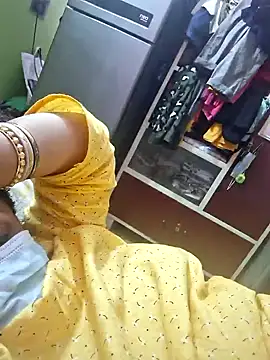 Snapshot of kunjan789 chatting on January 12, 2:24 am kunjan789 online show from January 12, 2:24 am