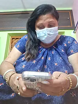 Snapshot of kunjan789 chatting on March 13, 1:43 am kunjan789 online show from March 13, 1:43 am