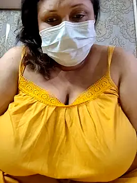 Snapshot of kunjan789 chatting on November 13, 5:56 pm kunjan789 online show from November 13, 5:56 pm