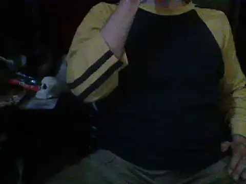 Snapshot of mrdemoncrowly chatting on December 2, 4:40 am mrdemoncrowly online show from December 2, 4:40 am