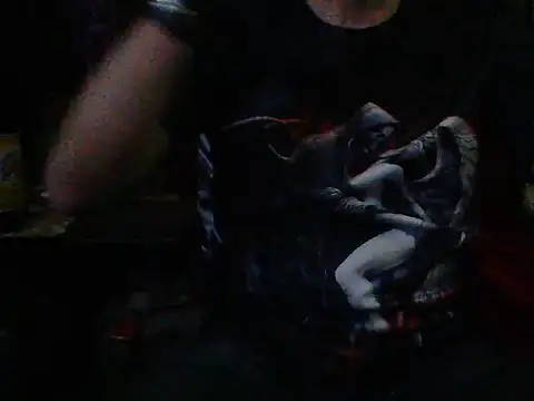 mrdemoncrowly online show from May 9, 8:41 am