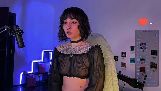 deadlysweet online show from December 20, 10:43 pm