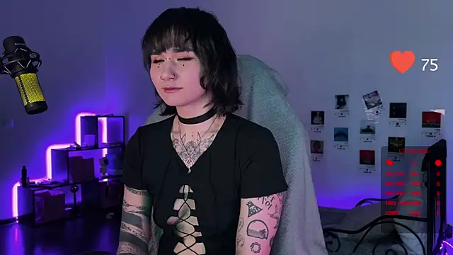 deadlysweet online show from February 16, 1:03 am