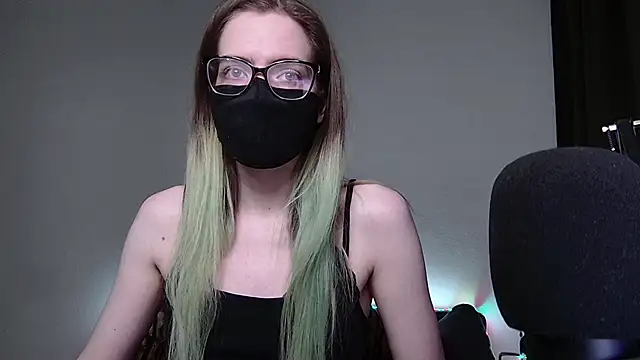 Snapshot of amber_candyfloss chatting on December 14, 2:01 am amber candyfloss online show from December 14, 2:01 am