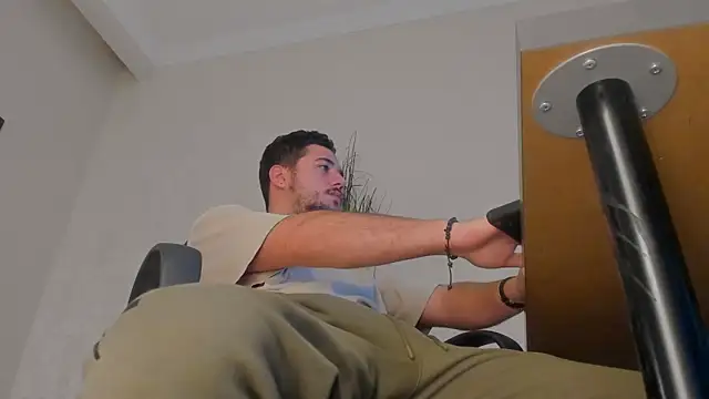 JoshKnights online show from November 4, 6:23 am