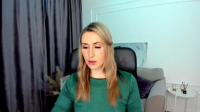 PassionGlow online show from February 26, 3:42 am