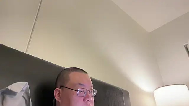 Snapshot of slaveasianboy chatting on March 1, 7:08 am slaveasianboy online show from March 1, 7:08 am