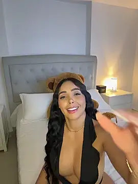 annyfosterr online show from April 13, 11:10 pm