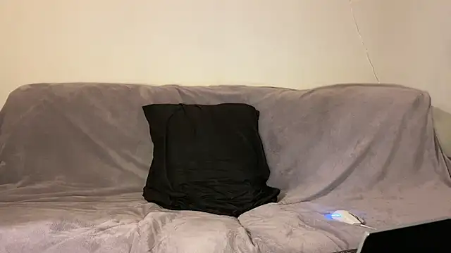 Snapshot of yoy_dee_oh chatting on November 25, 5:57 pm yoy dee oh online show from November 25, 5:57 pm