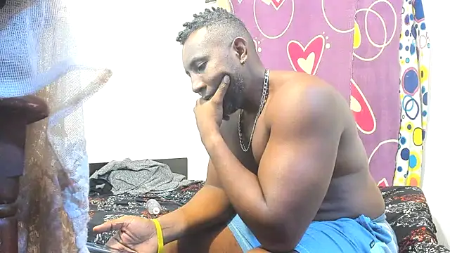 Snapshot of 1mateobigcook chatting on November 20, 12:00 am 1mateobigcook online show from November 20, 12:00 am