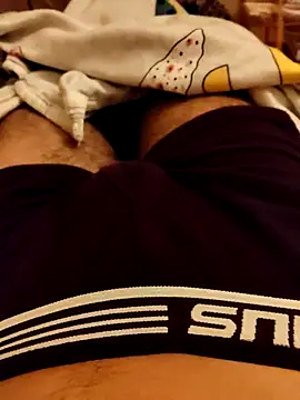 Snapshot of Lucifer21dragon chatting on October 17, 8:44 pm Lucifer21dragon online show from October 17, 8:44 pm