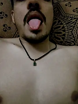 Snapshot of Lucifer21dragon chatting on October 23, 8:29 pm Lucifer21dragon online show from October 23, 8:29 pm