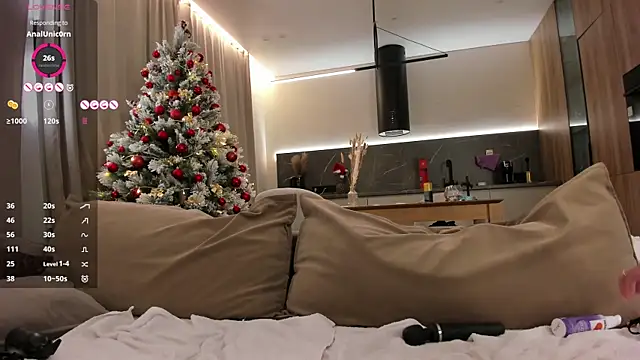  Monic  online show from January 6, 8:18 pm