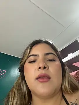 EVELIN MASON online show from April 20, 9:38 pm