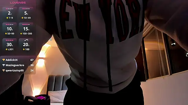 AnaRuiz online show from February 22, 11:57 am