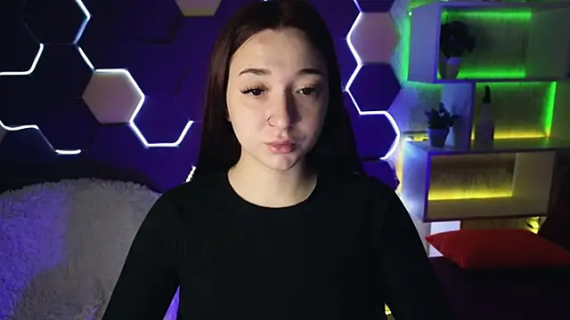 YasmineWest online show from December 28, 1:39 am