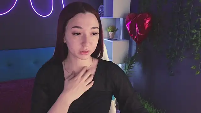 YasmineWest online show from March 12, 1:03 am