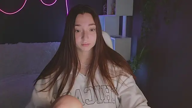 YasmineWest online show from October 2, 1:23 am