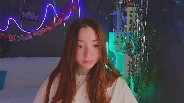 YasmineWest online show from October 21, 1:39 am