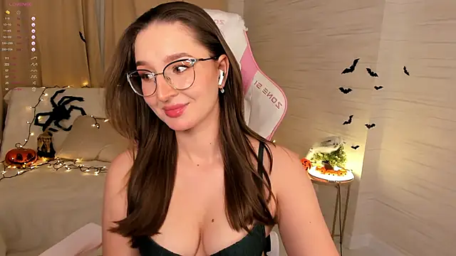 Snapshot of AnnikaAllison chatting on October 29, 1:35 pm AnnikaAllison online show from October 29, 1:35 pm