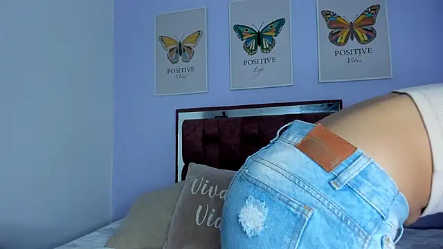 amysc online show from January 26, 1:04 pm