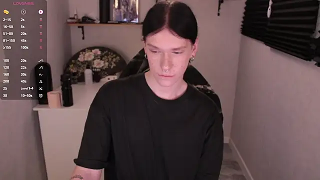 Snapshot of carthylovvve chatting on January 16, 5:01 pm carthylovvve online show from January 16, 5:01 pm