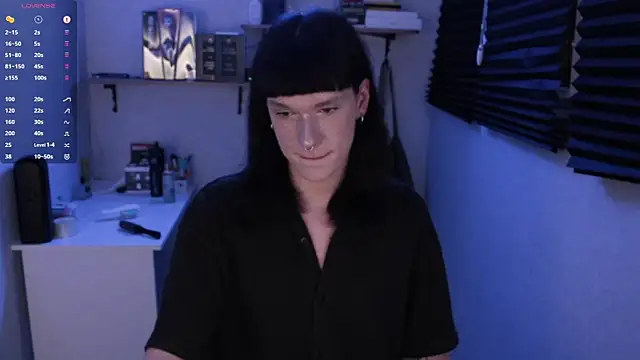 Snapshot of carthylovvve chatting on March 6, 10:58 pm carthylovvve online show from March 6, 10:58 pm