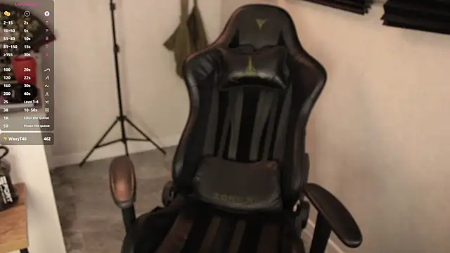 Snapshot of carthylovvve chatting on March 18, 6:37 pm carthylovvve online show from March 18, 6:37 pm