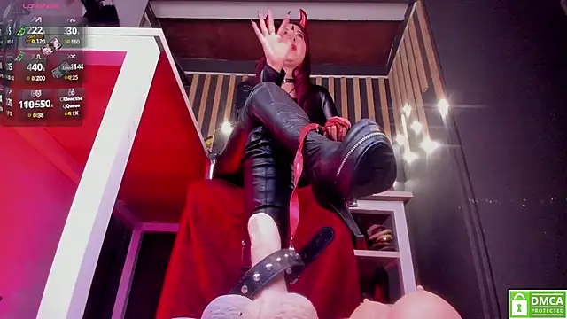 Snapshot of shaaroon_gold chatting on January 15, 9:45 am shaaroon gold online show from January 15, 9:45 am